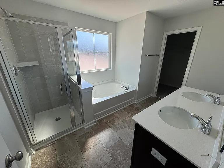 5025 Erwin Ct — Photo 9