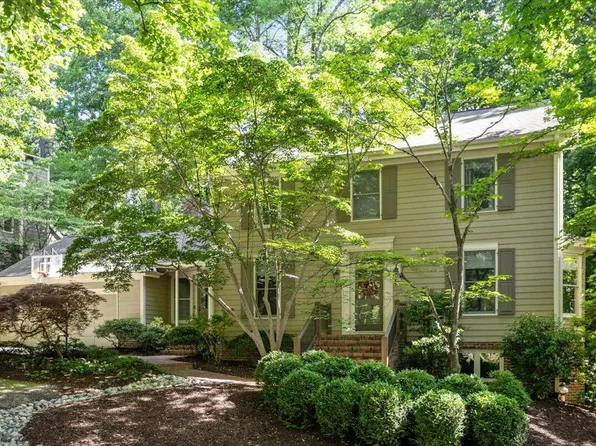 311 Old Forest Creek Dr, Chapel Hill, NC 27514