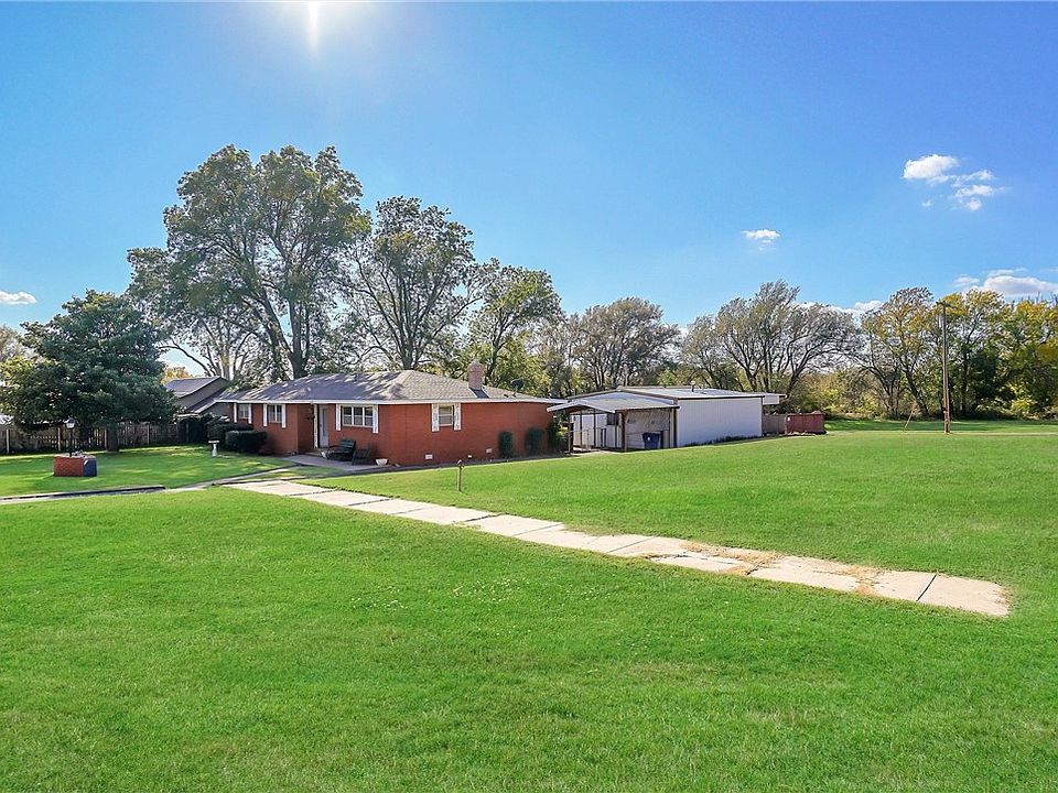 404 S Market St, Cordell, OK 73632 Zillow