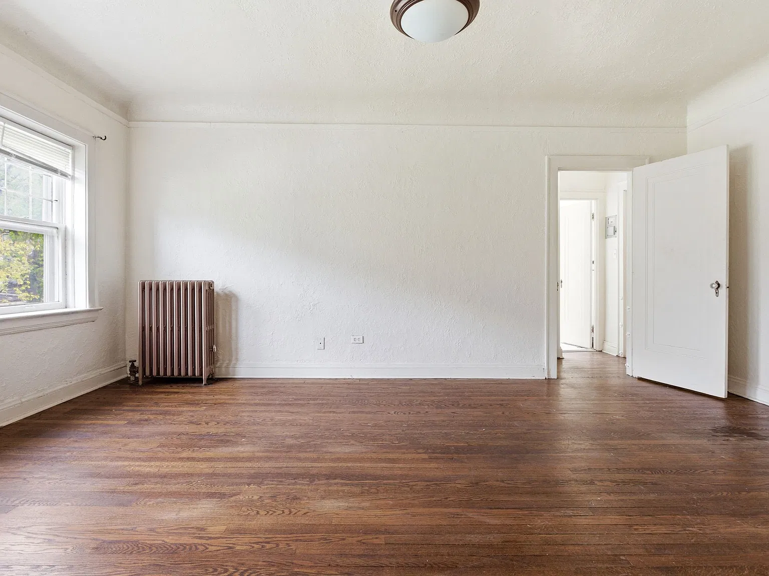 3214 Yorkshire Rd — Photo 4