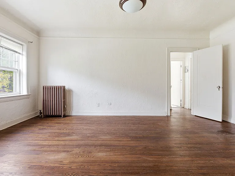 3214 Yorkshire Rd #101 — Photo 3