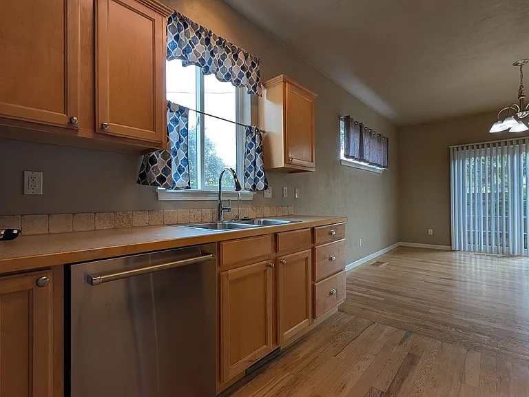 3623 Kendra St — Photo 11