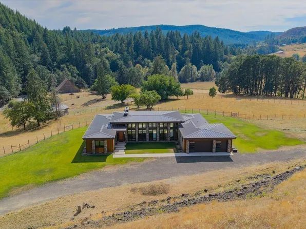 13700 SW East Creek Rd, Willamina, OR 97396