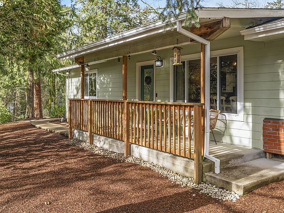 5th image of 16784 Livesay Rd