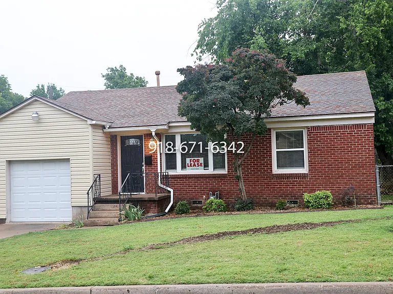 Lovely house at 1723 S Columbia Ave