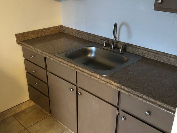 2nd image of 640 Southcrest Dr APT 10