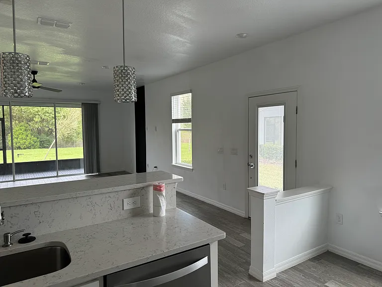 3587 Plainview Dr — Photo 24