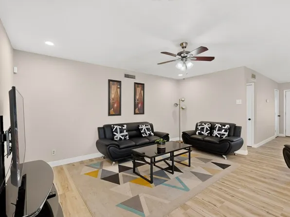 136 Yorkshire Dr #Id1492679p, Cedar Hill, TX 75104