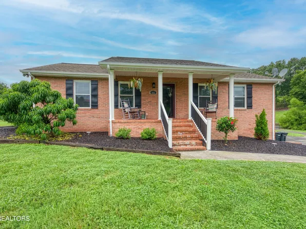 4853 Shady Rd, Strawberry Plains, TN 37871