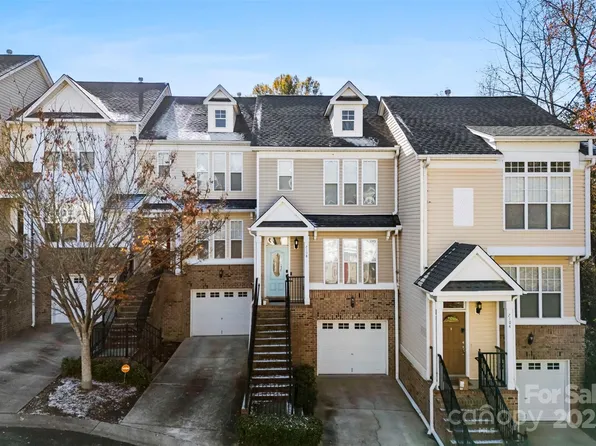7108 Founders Club Ct, Charlotte, NC 28269