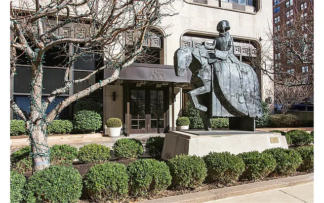 Sold by Douglas Elliman | media 16