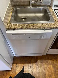 Rented by Aliya Global Realty Inc.