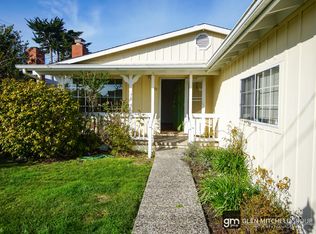 421 Magnolia St, Half Moon Bay, CA 94019