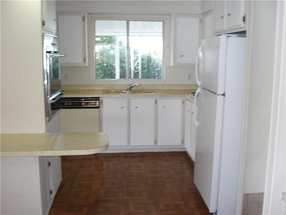 2nd image of 1010 E Bobier Dr Space 146