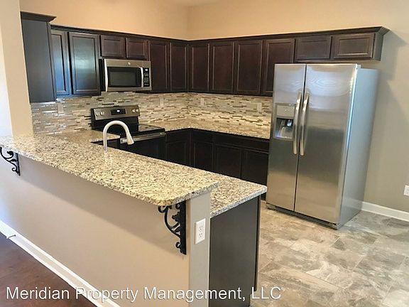 3rd image of 7549 Glen Creek Ln