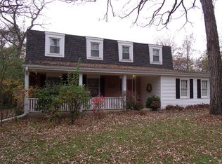 25080 N Pawnee Rd, Lake Barrington, IL 60010