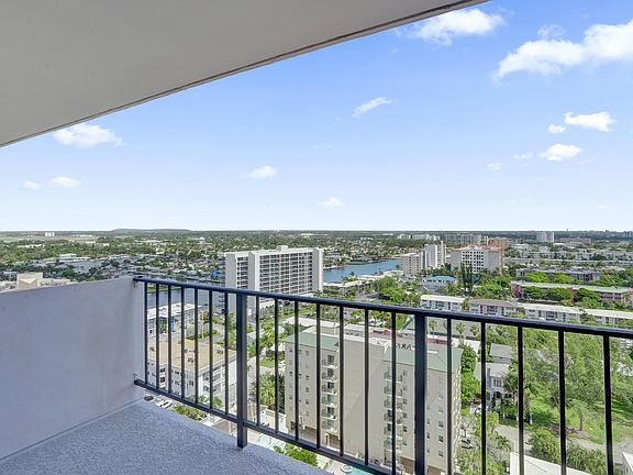 3rd image of 405 N Ocean Boulevard #1929