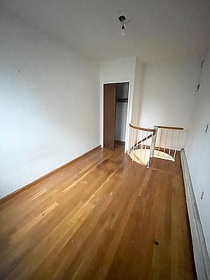 5th image of 100 Allen St #5B1