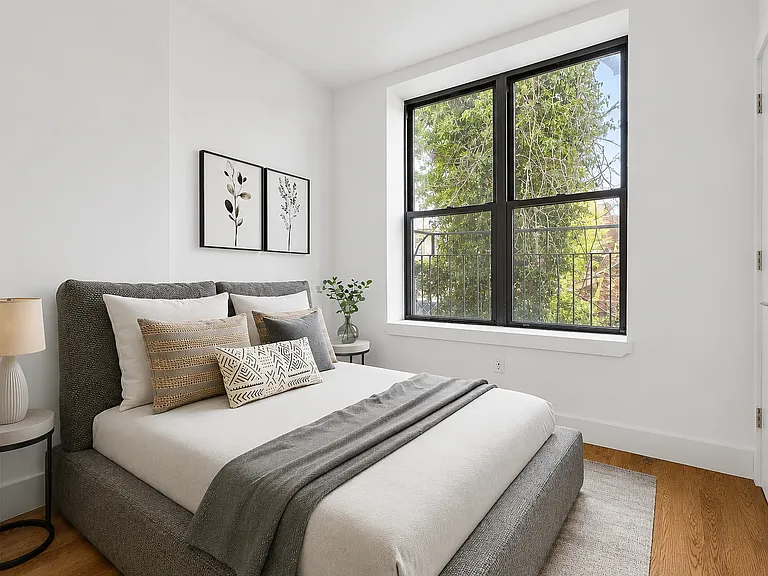 418 Suydam St #2B — Photo 6
