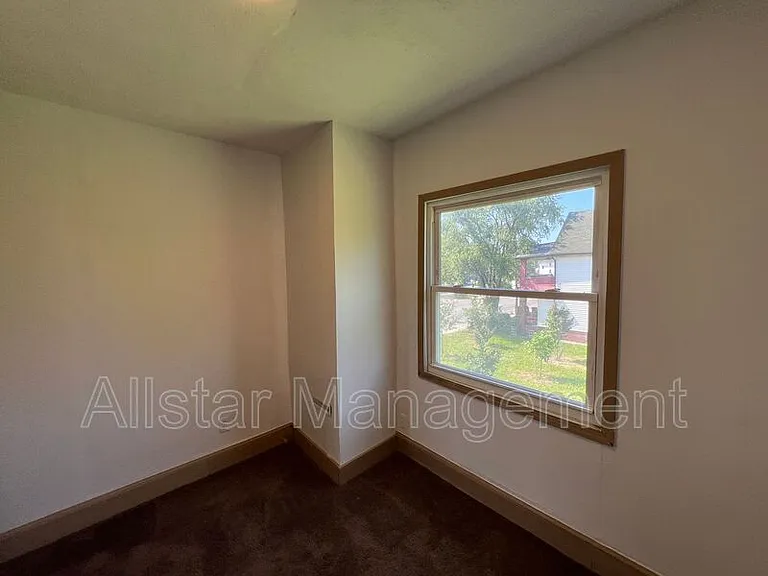 3611 E 116th St #UPPER — Photo 13