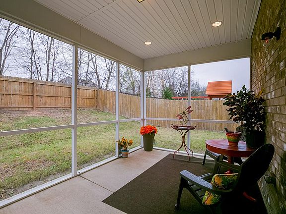 2nd image of 1642 Lantana Dr