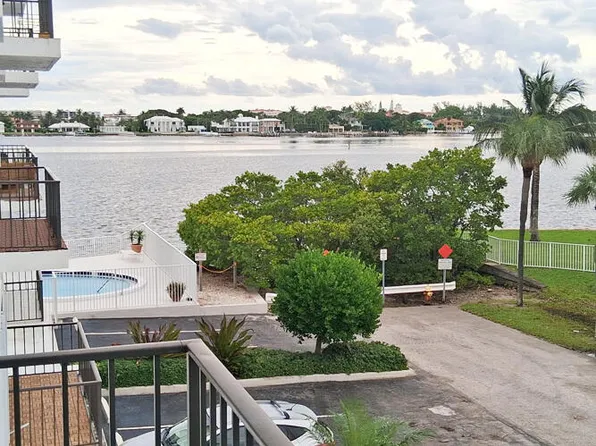 301 Croton Ave APT 302, Lantana, FL 33462