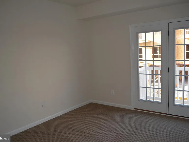 24598 Johnson Oak Ter — Photo 24