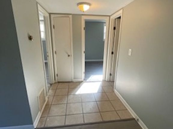 3rd image of 4621-4655 S Acorn Dr #Aff6e8c16