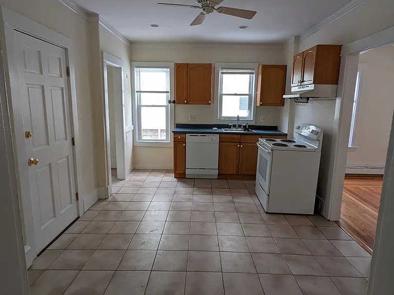 15 Egerton Rd #1 — Photo 13