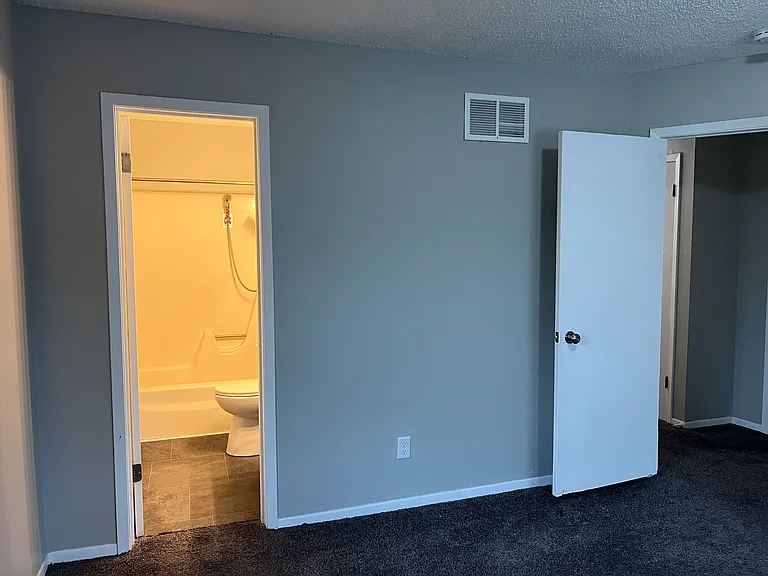 2112 E Caulder Ave #2112 — Photo 8