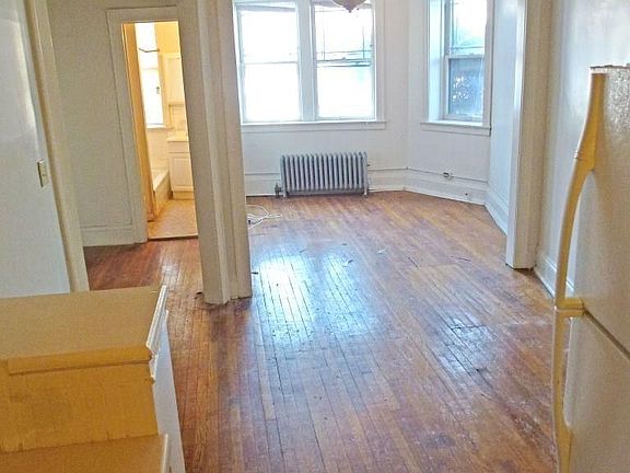 3rd image of 12203 Clifton Blvd APT 42