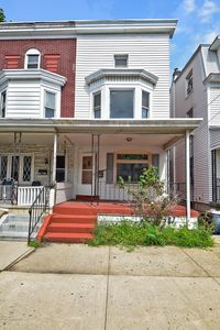 711 S 5th St, Allentown, PA, 18103