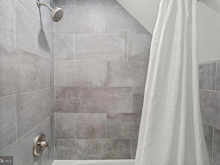 124 Pennypacker Dr — Photo 26