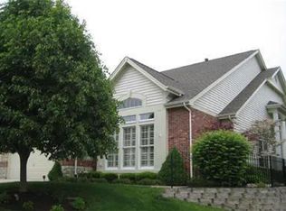 731 Stonebluff Ct, Chesterfield, MO 63005