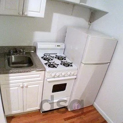 Rented by DSA Realty | media 32