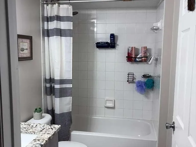 5065 Wiles Rd #302 — Photo 9