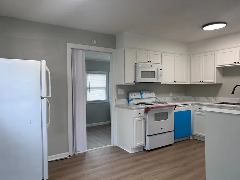 1517 Highpoint Ave — Photo 15