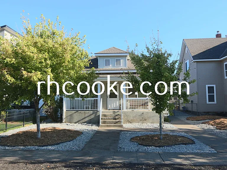 2406 W Bridge Ave #2 — Photo 1