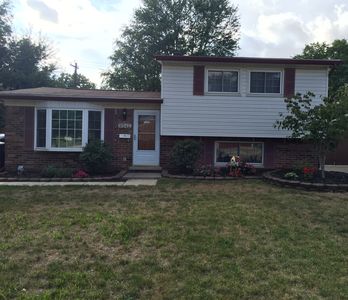9542 Oak St, Taylor, MI, 48180