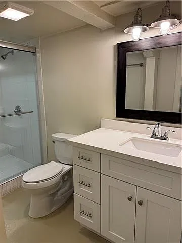2613 Carondelet St #B — Photo 10
