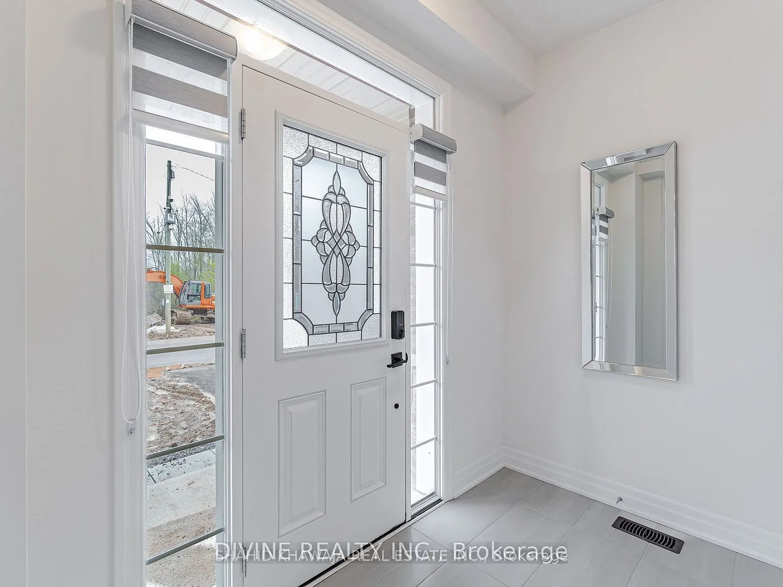 4 bed, $2,800 — Photo 4