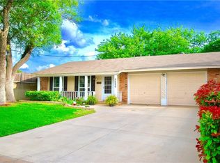 3500 Finley Rd, Irving, TX 75062