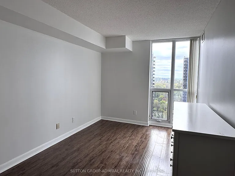 4978 Yonge St W #2305 — Photo 11