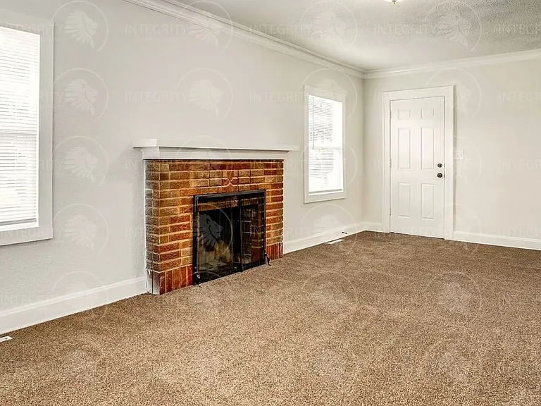 6210 Agnes Ave — Photo 11