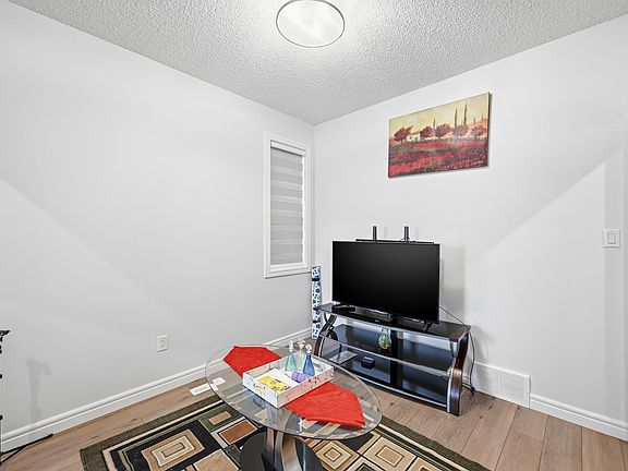 3rd image of 4820 175th Ave NW