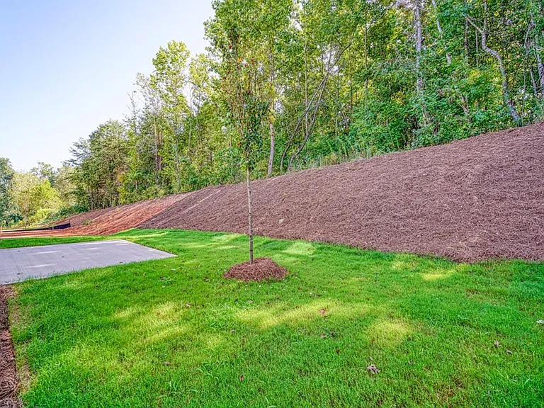 572 Millsgate Cir — Photo 5