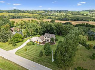 16263 Middle Rd, Dubuque, IA 52002