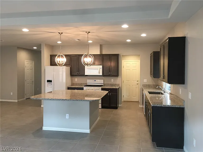 9861 Mercer Estates Ct — Photo 5