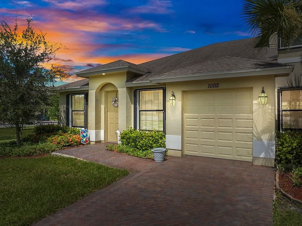 1st image of 10112 W Villa Cir #10139
