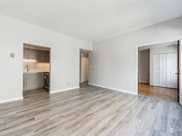 2700 4th Avenue #503, Seattle, WA 98121